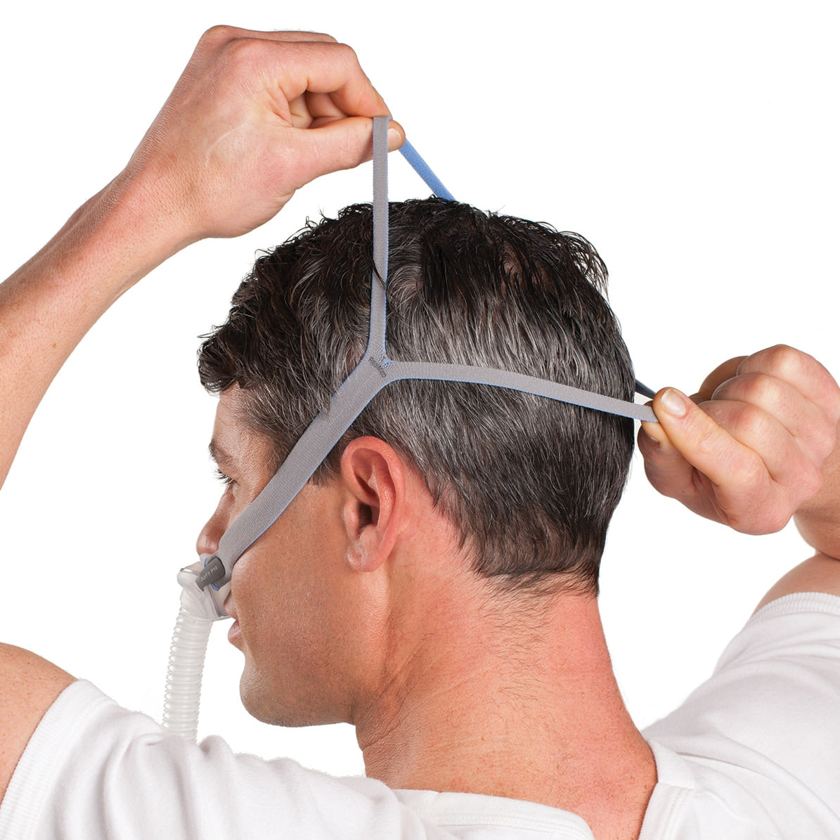 Adjusting AirFit P10 Nasal Pillow Mask Headgear
