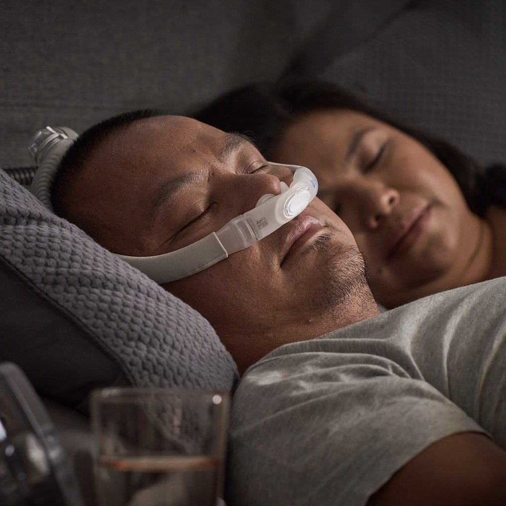 Man Wearing AirFit p30i Nasal Pillow Mask 