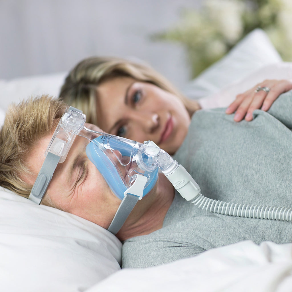 Man Wearing Amara Gel CPAP Mask