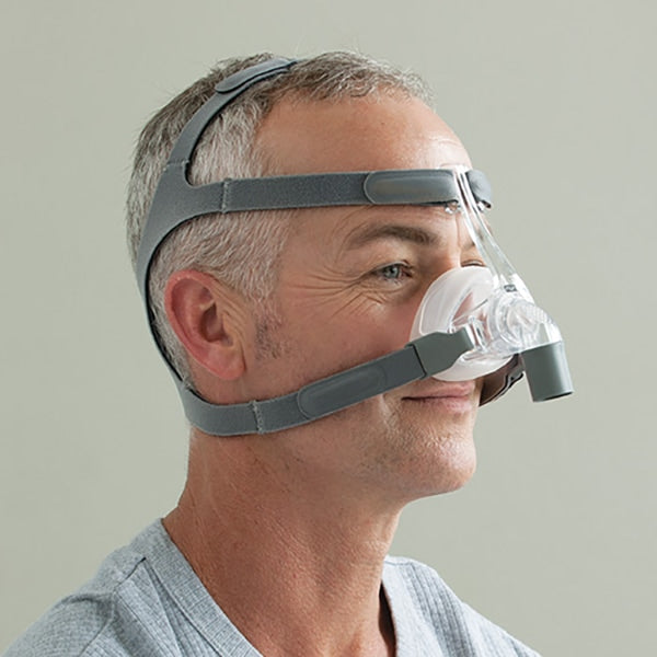 man wearing eson nasal cpap mask