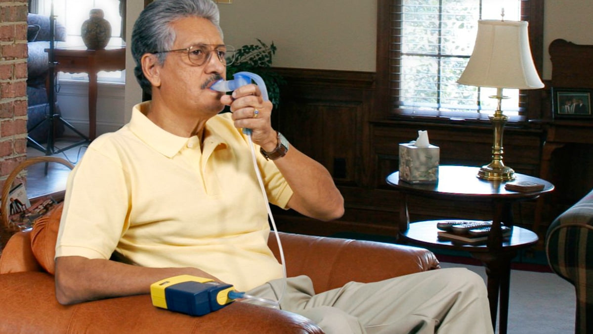 using the pari trek s portable nebulizer