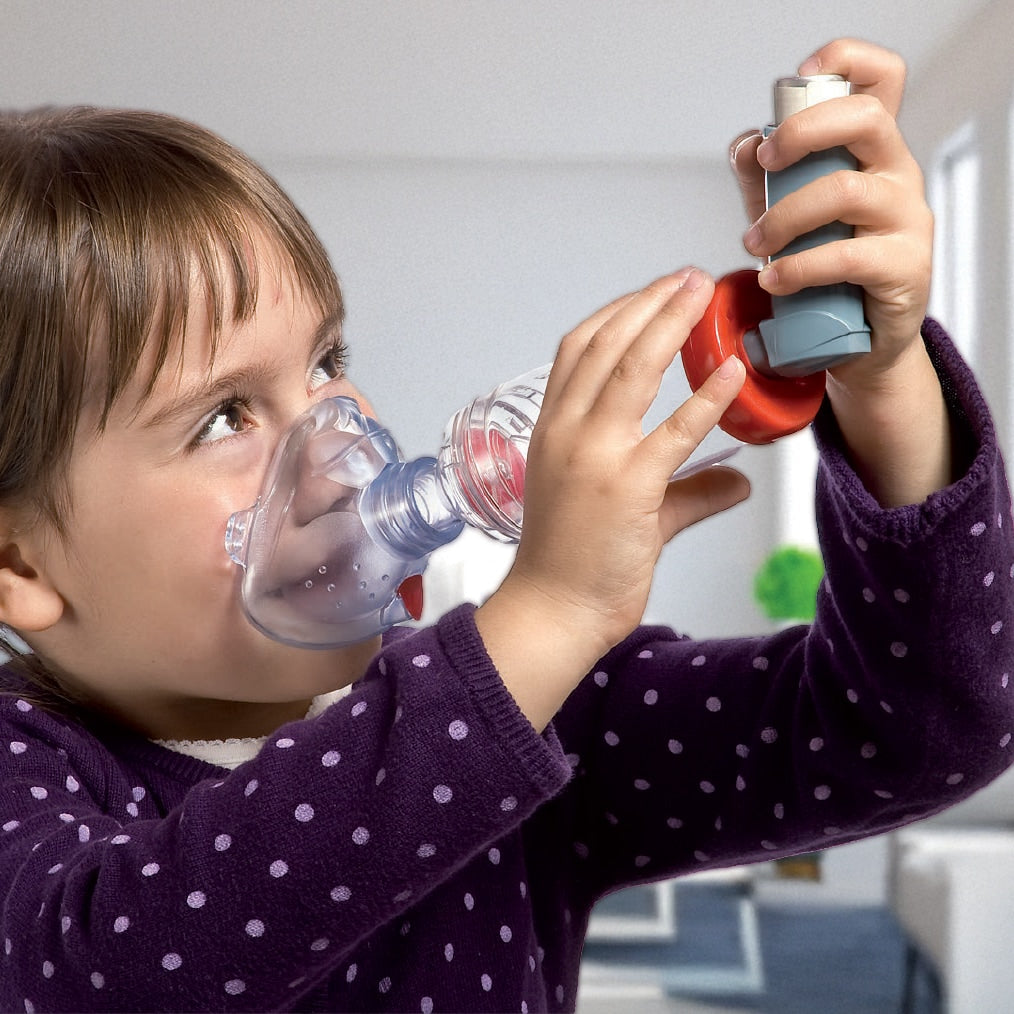 sperachamber valved holding chamber in use