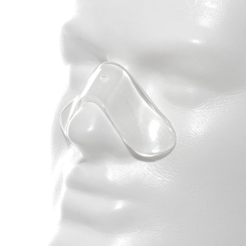 Boomerang Gel Pad on mannequin 