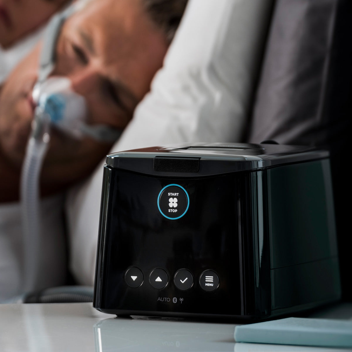 F&P SleepStyle Auto-CPAP Machine Package with Heated Humidifier ...