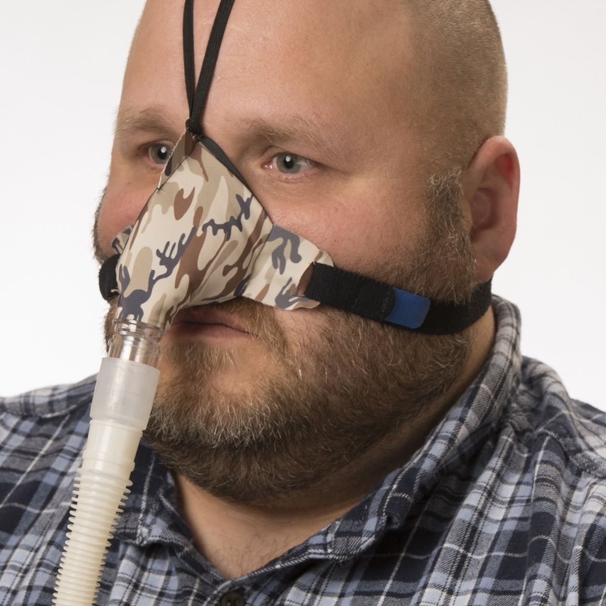 Man with Beard wearing a Sleepweaver Camouflage Mask 